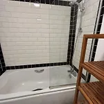 Waterfront Views 2 Beds 2 Baths Apartamento *