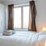 Waterfront Views 2 Beds 2 Baths Dublín