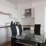 Waterfront Views 2 Beds 2 Baths * Dublino