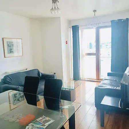 Super Grand Water Front View 2 Beds 2 Baths Apartment *