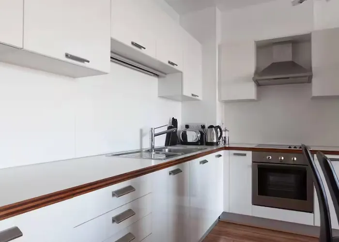 Super Grand Water Front View 2 Beds 2 Baths *