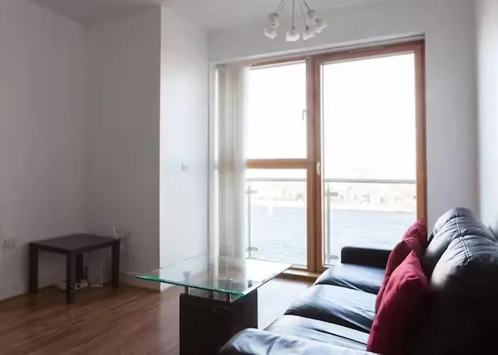 Super Grand Water Front View 2 Beds 2 Baths Lägenhet Dublin