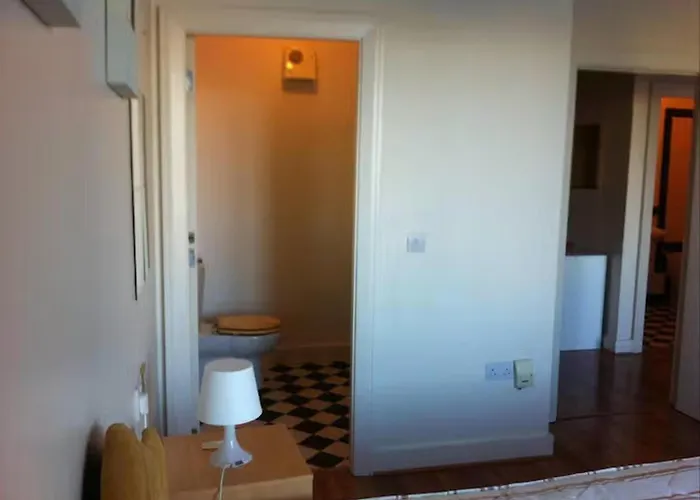 Super Grand Water Front View 2 Beds 2 Baths *