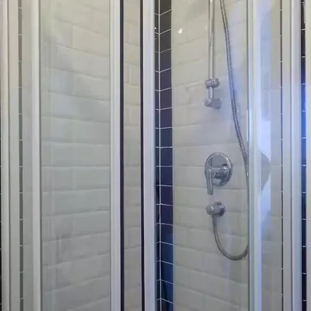 Super Grand Water Front View 2 Beds 2 Baths * Δουβλίνο